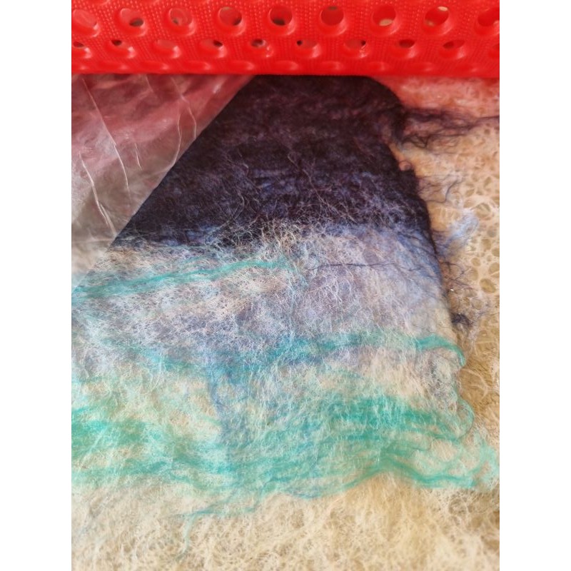 Felting roller/tube for wet felting